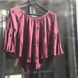 🎉SALE🎉 Boho chic top FREE with bundle!